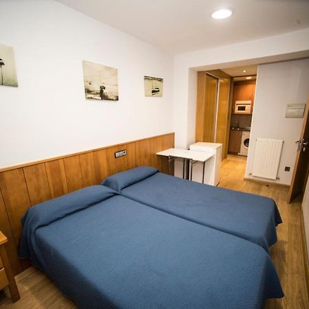 Hostal Caballeros Soria Exterior photo