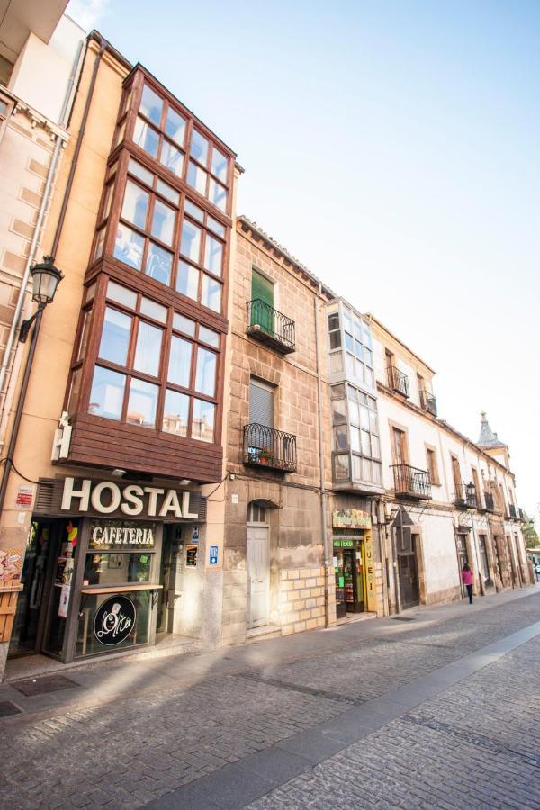 Hostal Caballeros Soria Exterior photo